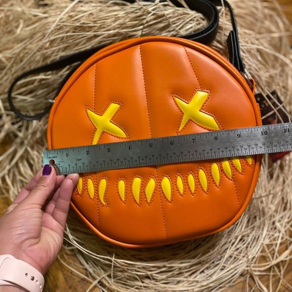 Halloween Pumpkin Purse, Sam O Lantern, Jack O Lantern, Vegan Leather Bag - Picture 2 of 4